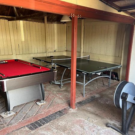 Stunning 3 Bedroom 3 Bath Self Catering Cottage Nr Stonehenge, Longleat, Avebury And Bath - Great Local Village Pub Pewsey Dış mekan fotoğraf